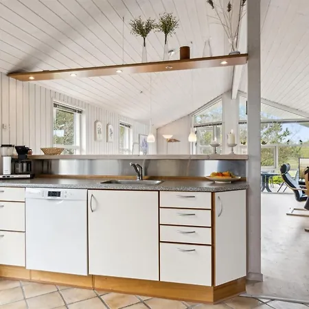 Farah - 275m From The Sea In Djursland And Mols By Interhome Сasa de vacaciones Brondstrup